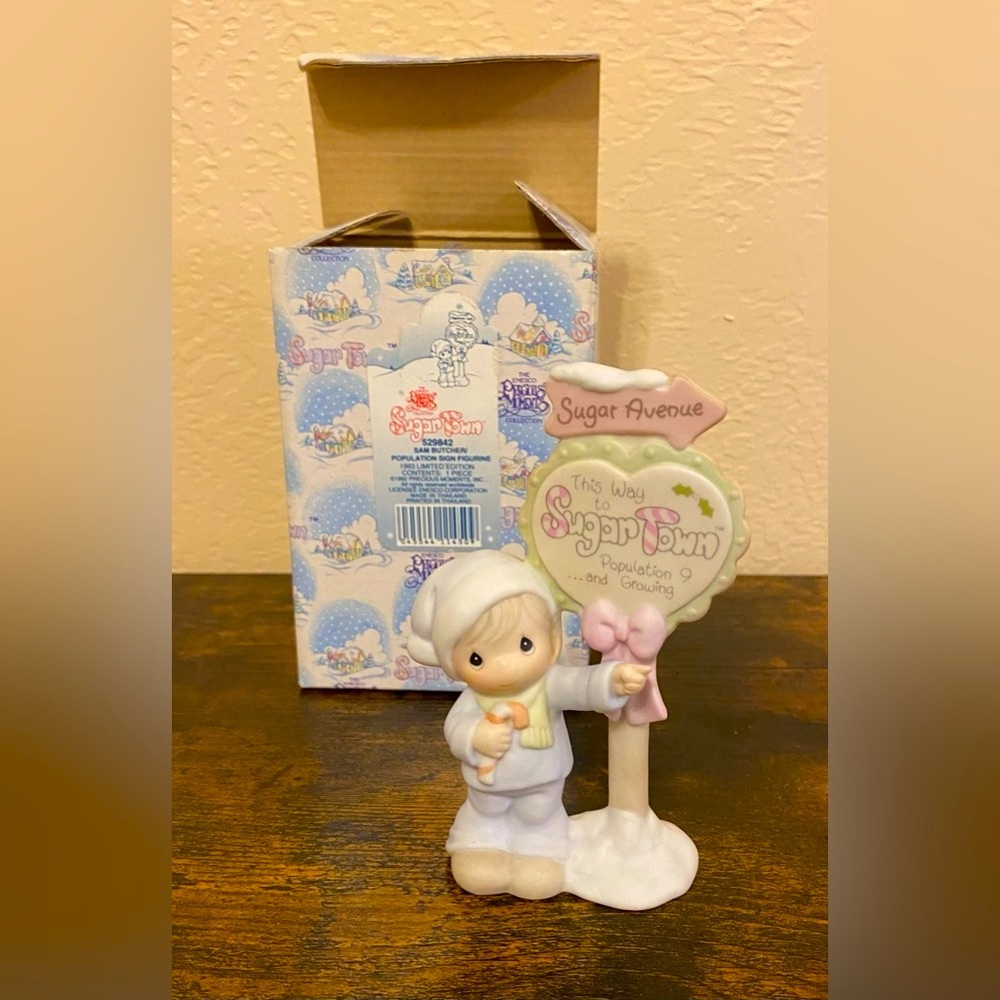 Precious Moments Figurine